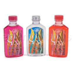Dynamic trio hot + sexy